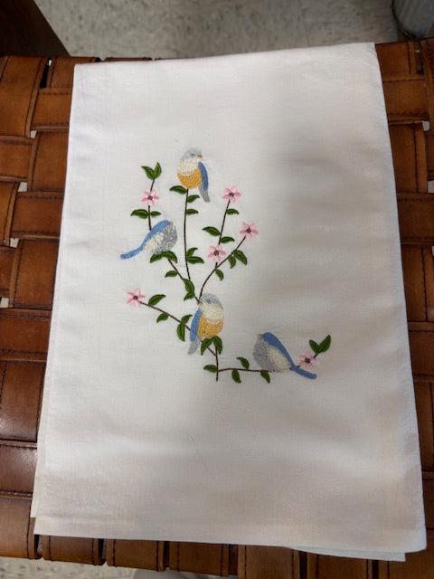 ANNE VAN & CO. EMBROIDERED TEA TOWELS