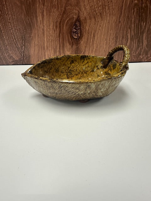 POTTERY BY SARAH FORNO - LEAF-SHAPED BOWL