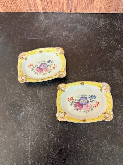 HAND-PAINTED "OCCUPIED JAPAN" PORCELAIN 1945-1952 ASHTRAY