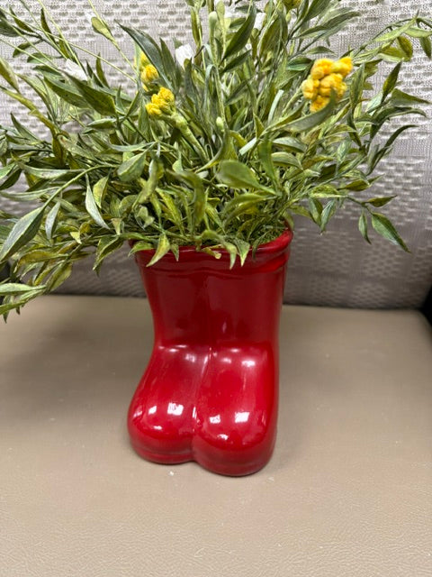 RED BOOT PLANTER