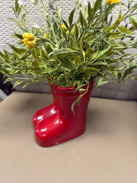 RED BOOT PLANTER