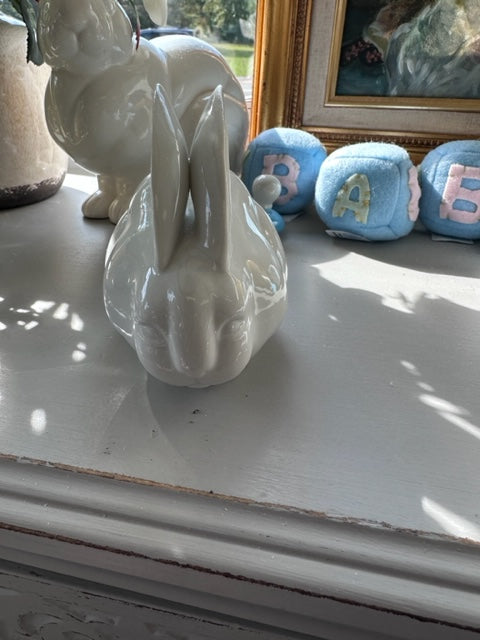 SMALL WHITE CERAMIC RABBIT 3"W x 4"L x 4"T