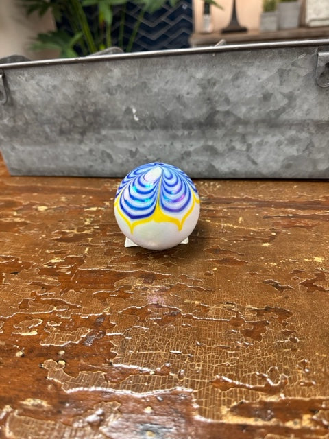 HANDCRAFTED ARTIST PEARL WHITE/BLUE AND YELLOW  PAPERWEIGHT