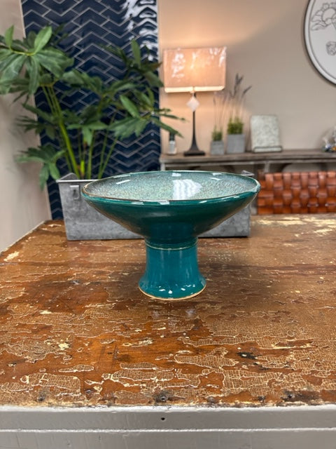 STUDIO WEST POTTERY HANDCRAFTED FOOTED COMPOTE DISH - TURQUOISE