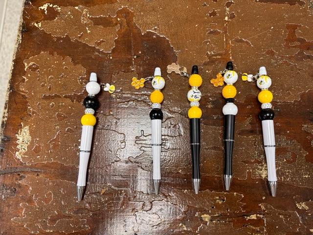 BEE CHARM BEADED PENS - FAIRVIEW YELLOW JACKETS