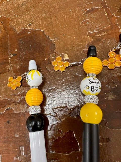 BEE CHARM BEADED PENS - FAIRVIEW YELLOW JACKETS