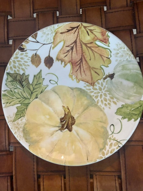 ROBERT STANLEY FALL PUMPKIN DESSERT PLATES - ASSORTED
