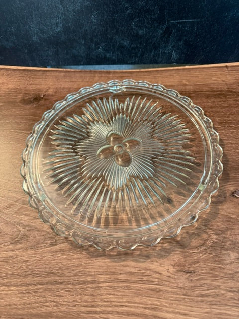 VINTAGE INDIANA GLASS CLEAR PETAL CAKE PLATE