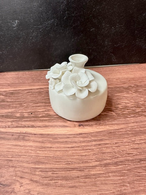 WHITE FLORAL VASE