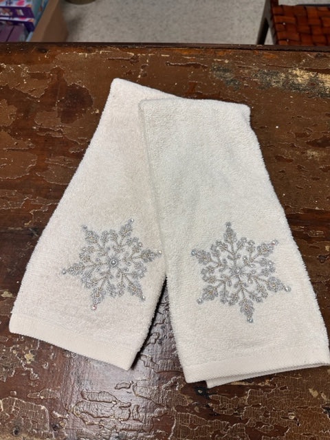 CREAM GLITTER SNOWFLAKE HAND TOWEL