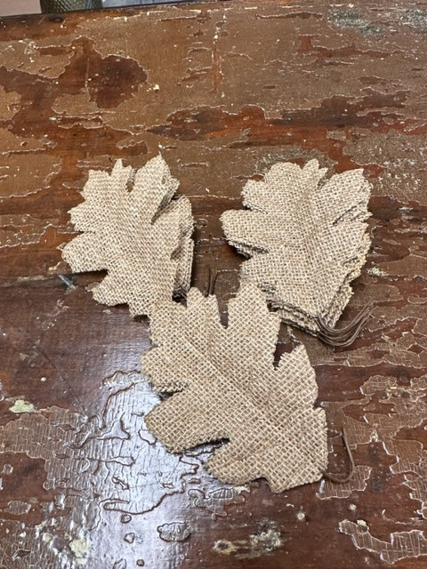 LOOSE BURLAP OAK LEAF