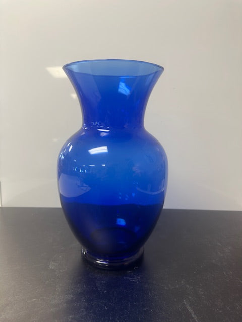 VINTAGE COBALT BLUE GLASS VASE