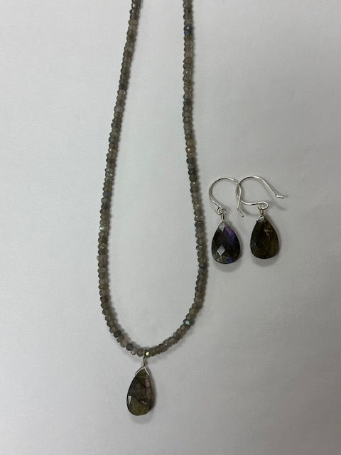 NANCY SCOFIELD JEWELRY - LABRADORITE NECKLACE W/ LABRADORITE TEARDROP PENDENT - STERLING SILVER