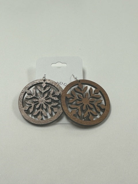 FIDDLE AND GRACE WALNUT SNOWFLAKE EARRINGS