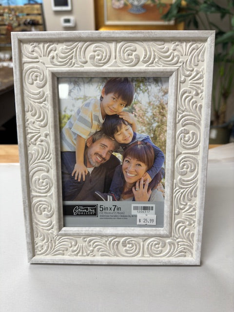 PCITURE FRAME - WHITE SCROLL RELIEF FRAME (5X7)