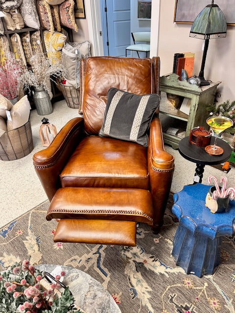 BRADINGTON YOUNG LEATHER RECLINER