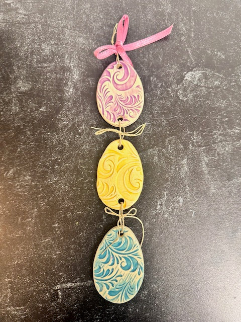 POTTERY BY SARAH FORNO - EASTER EGG TRIO ORNAMENT - ASSORTED