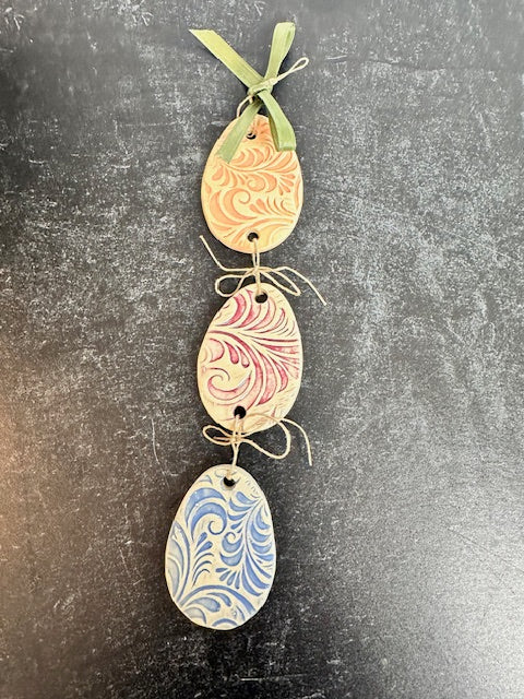 POTTERY BY SARAH FORNO - EASTER EGG TRIO ORNAMENT - ASSORTED