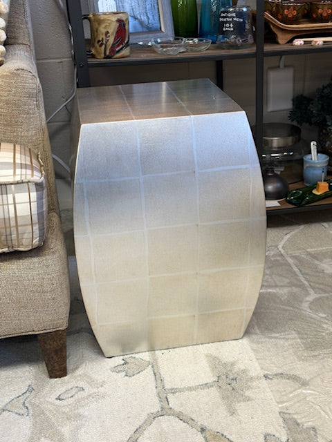 SILVER LEAF PATTERNED SIDE TABLE