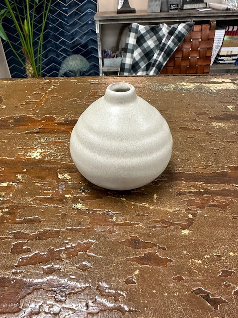 HANDMADE POTTERY VASE