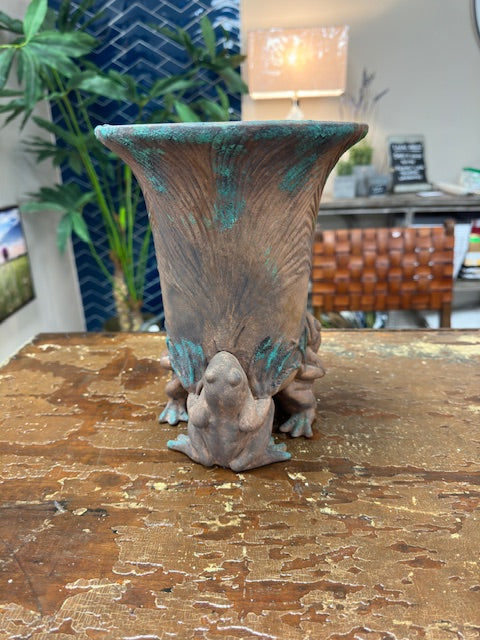 VINTAGE CLAY FROG VASE