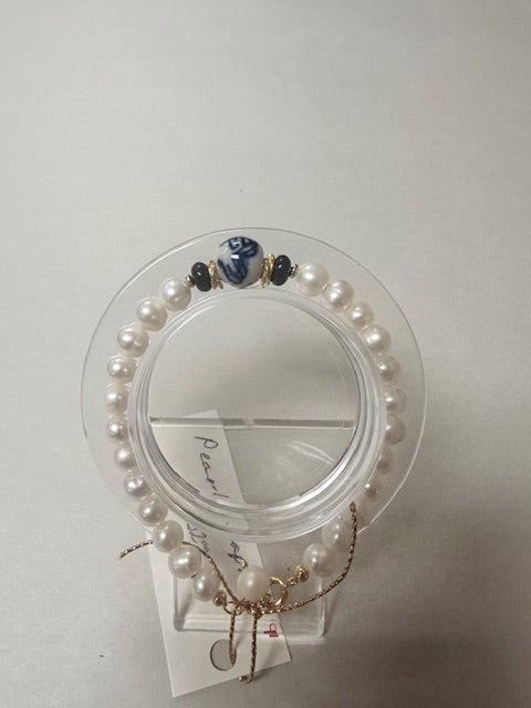 JANNIES JEWELS - NECKLACE 98 PEARL, LAPIS & BLUE & WHITE PORCELAIN BEAD
