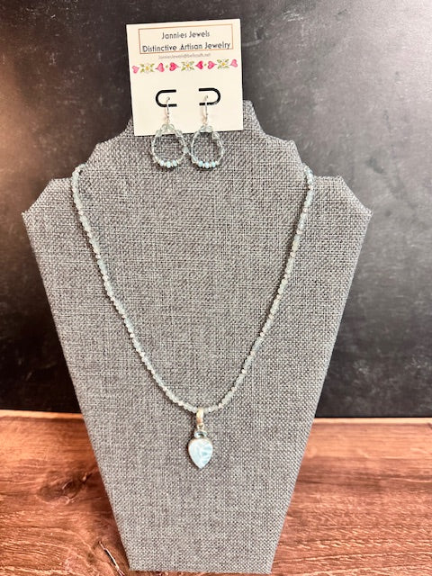 JANNIES JEWELS - NECKLACE 85 BLUE TOPAZ & LARIMAR