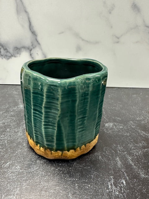 FOREST GREEN PLANTER