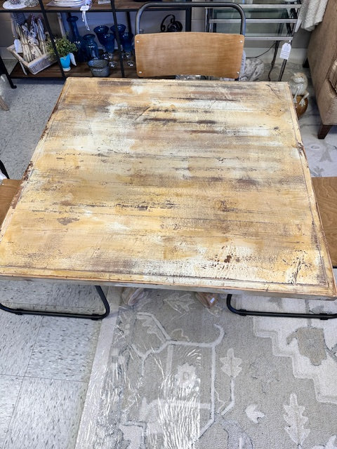 DISTRESSED WOOD TABLE