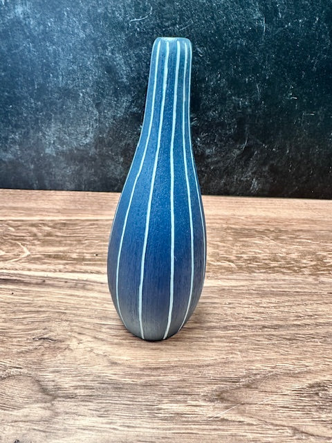 HANDMADE BY ART FLORAL TRADING LLC - BUD VASE 2.25" x 6.75"