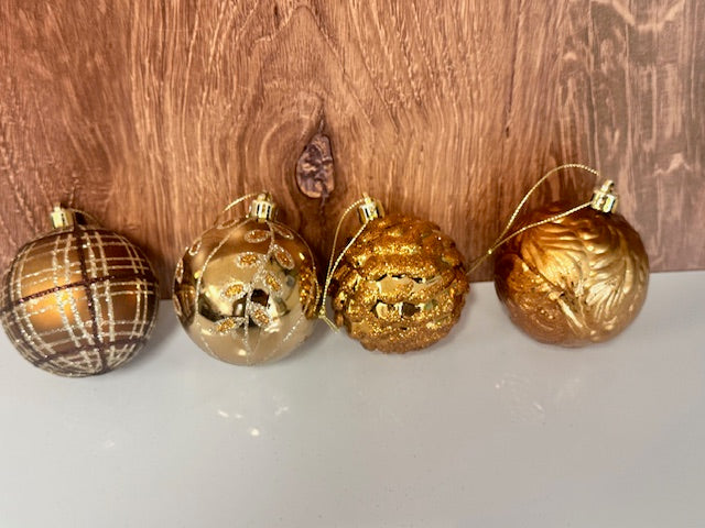 COPPER AND GOLD SHATTERPROOF CHRISTMAS ORNAMENTS - ASSORTED
