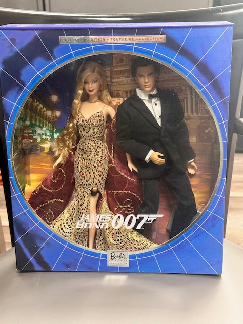 JAMES BOND 007 BARBIE & KEN 2002 COLLECTOR EDITION