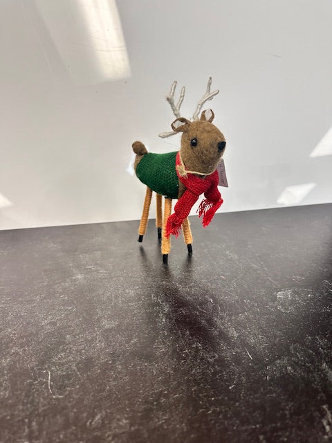 FELT REINDEER