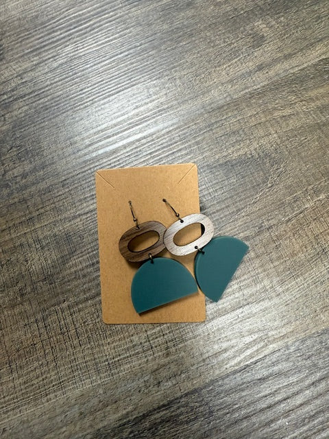 FIDDLE & GRACE EARRINGS - ASSORTED