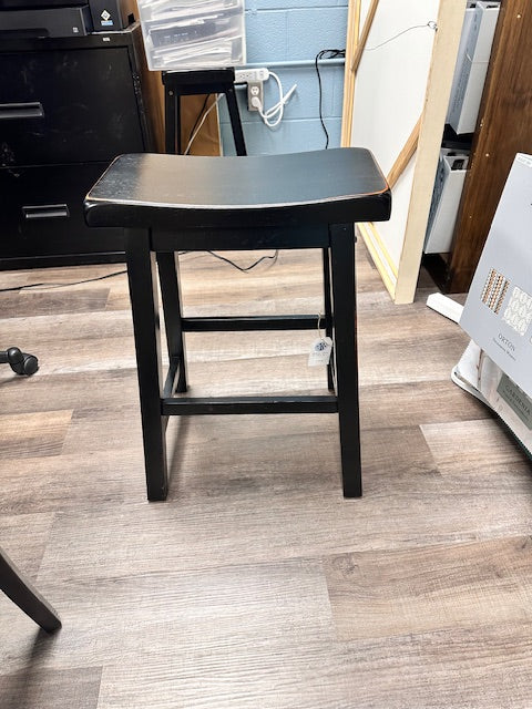 DISTRESSED BLACK COUNTER HEIGHT STOOL