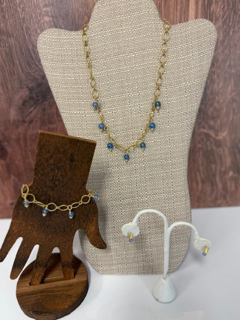 ABW DESIGNS GOLD VERMEIL TEXTURED OVAL LINK CHAIN W/ BLUE MYSTIC CHALCEDONY DROPS 18" NECKLACE