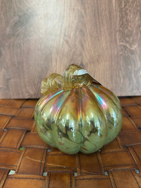 MIKASA HAND BLOWN ART GLASS IRRIDECENT GLASS PUMPKIN - 6INCH