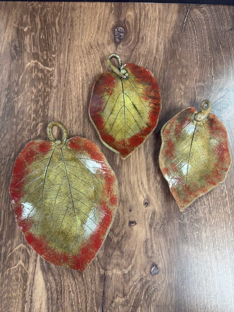 SARAH FORNO POTTERY - BOWIE PARK LEAF PLATES - ASSORTED