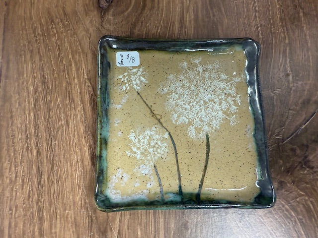 SARAH FORNO POTTERY - QUEEN ANNE'S LACE POTTERY - ASSORTED
