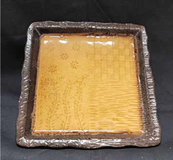 CERAMIC BROWN AND GOLD TRAY